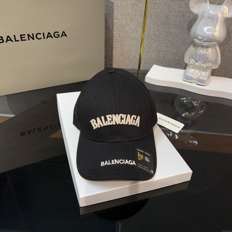 BALENCIAGA